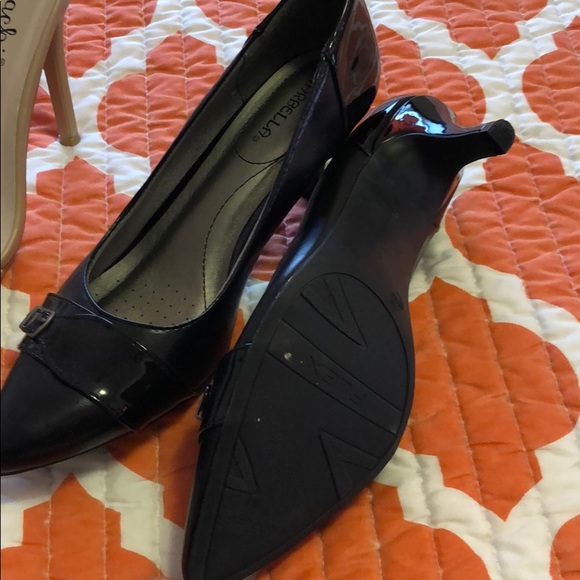 Shoe bundle - Picture 2 of 3